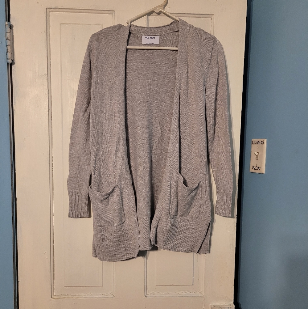 Old Navy size Small cardigan with pockets